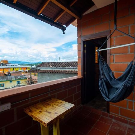 Hotel Le Chateau Guatapé エクステリア 写真